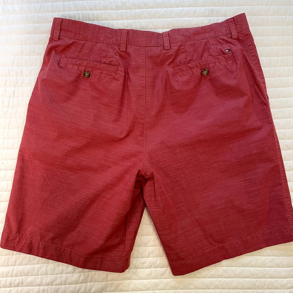Tommy Hilfiger Red Flat Front Shorts Mens 36 - Picture 2 of 6